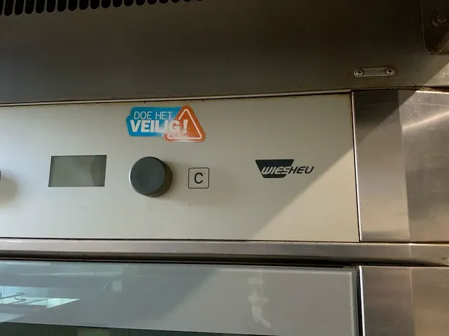 2011 wiesheu b8/b4 em vario heteluchtoven combinatie - afbeelding 14 van  16