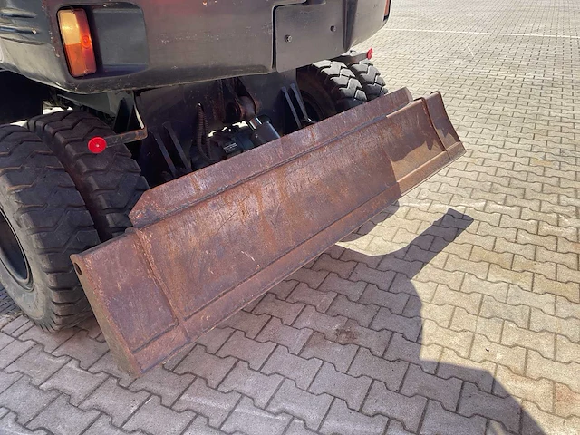 2011 yanmar b55w-2 banden graafmachine - afbeelding 18 van  42
