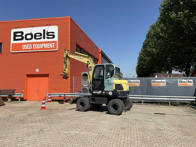 2011 yanmar b55w-2 banden graafmachine - afbeelding 23 van  42