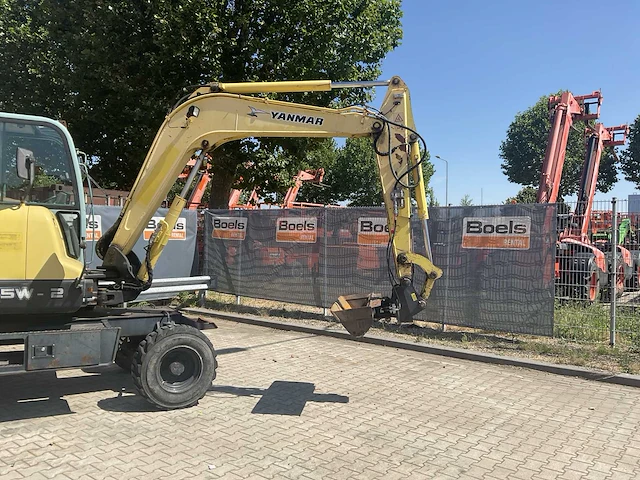 2011 yanmar b55w banden graafmachine - afbeelding 4 van  50