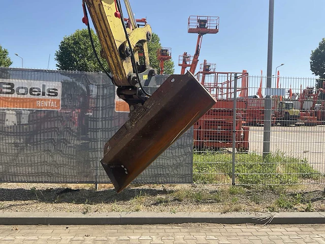 2011 yanmar b55w banden graafmachine - afbeelding 7 van  50