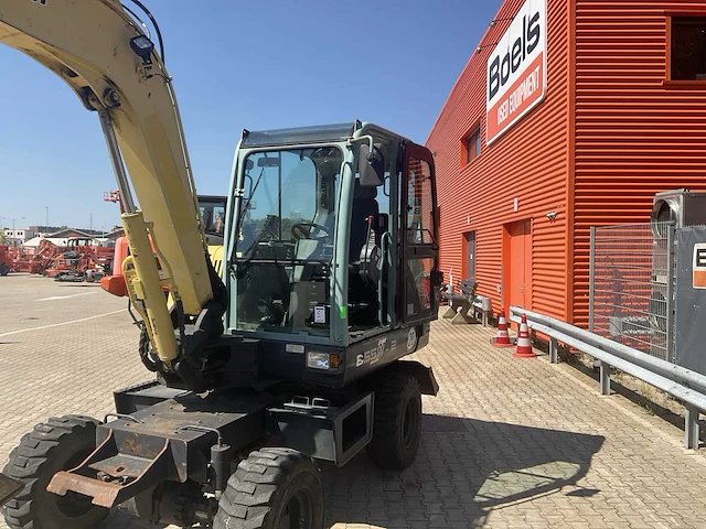 2011 yanmar b55w banden graafmachine - afbeelding 15 van  50