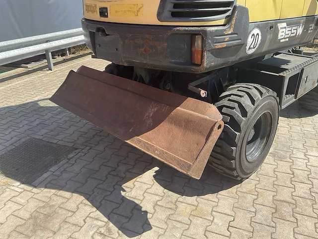 2011 yanmar b55w banden graafmachine - afbeelding 25 van  50