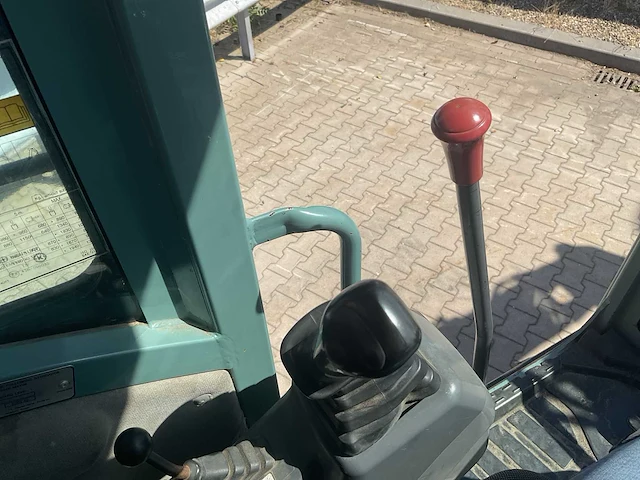2011 yanmar b55w banden graafmachine - afbeelding 31 van  50