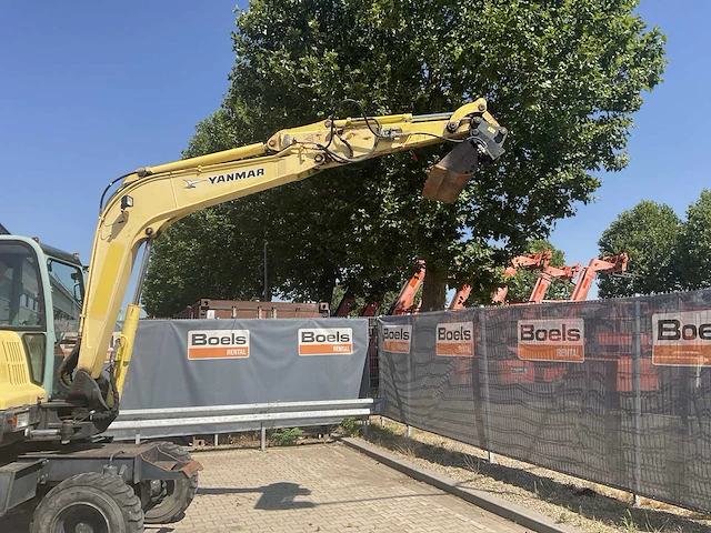 2011 yanmar b55w banden graafmachine - afbeelding 34 van  50