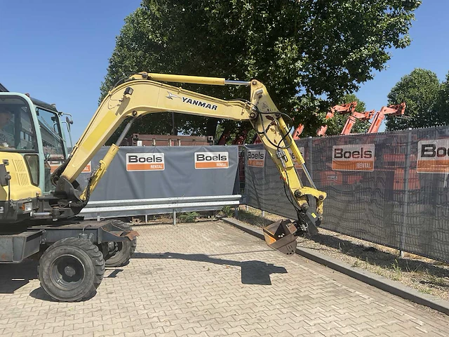 2011 yanmar b55w banden graafmachine - afbeelding 45 van  50