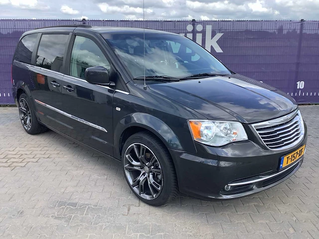 2012 - chrysler - town & country - personenauto - afbeelding 8 van  15