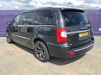 2012 - chrysler - town & country - personenauto - afbeelding 9 van  15