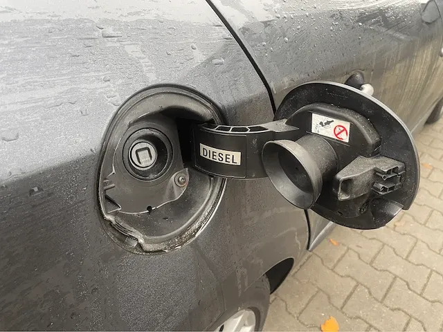 2012 - renault - mégane estate - gt line - personenauto - afbeelding 4 van  26