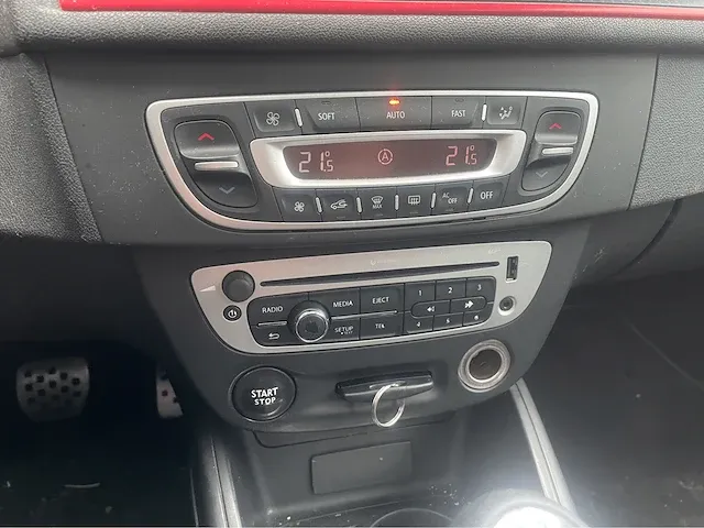 2012 - renault - mégane estate - gt line - personenauto - afbeelding 10 van  26