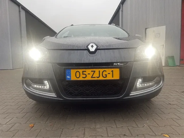 2012 - renault - mégane estate - gt line - personenauto - afbeelding 12 van  26