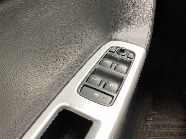 2012 - volvo - v50 - 1.6 d2 s/s lim. ed. - personenauto - afbeelding 6 van  16