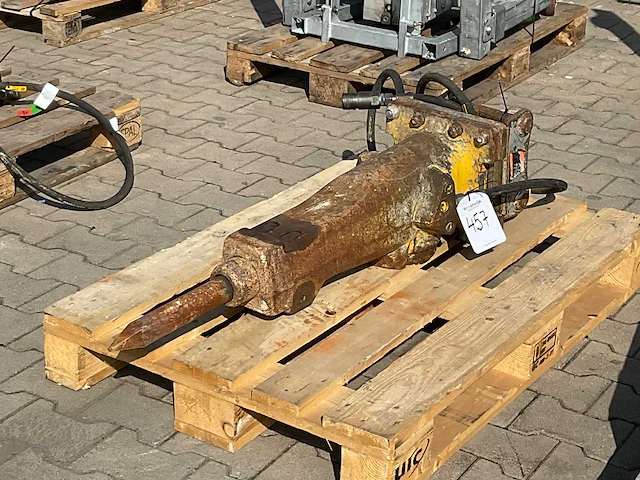 2012 atlas copco sb 152 hydraulische sloophamer - afbeelding 3 van  6