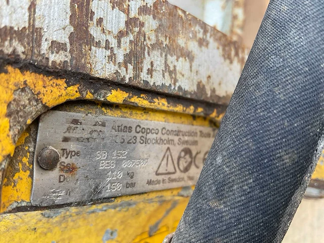 2012 atlas copco sb 152 hydraulische sloophamer - afbeelding 5 van  6