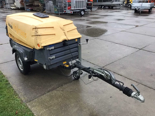 2012 atlas copco xas57 mobiele luchtcompressor - afbeelding 11 van  14