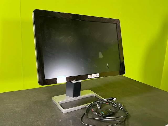 2012 barco 6mp mdcc-6130 diagnostische monitor - afbeelding 1 van  6