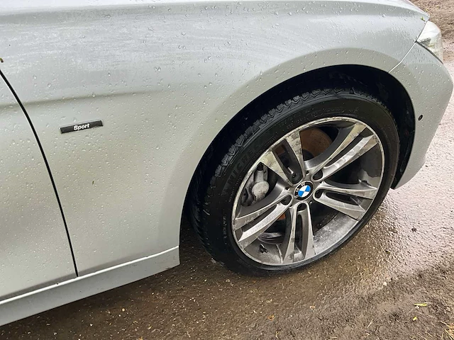 2012 bmw 3-serie 335i high executive personenauto - afbeelding 7 van  32