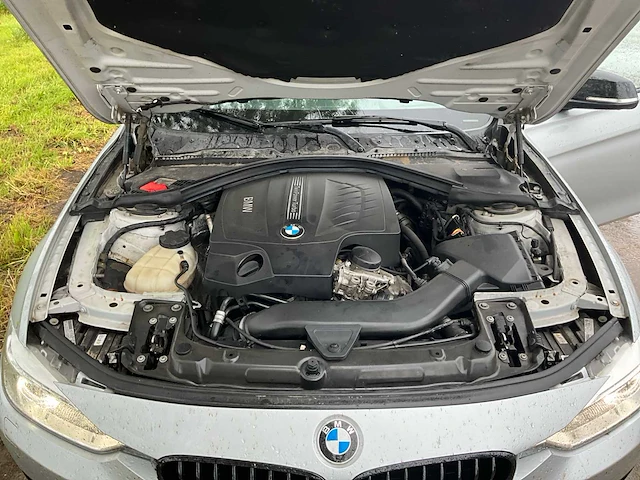 2012 bmw 3-serie 335i high executive personenauto - afbeelding 22 van  32