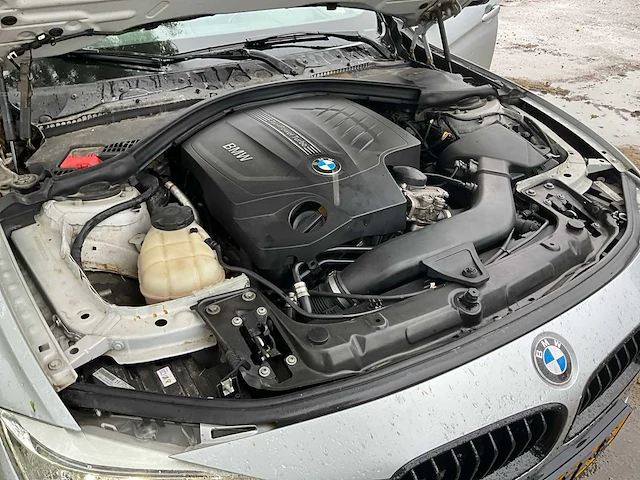 2012 bmw 3-serie 335i high executive personenauto - afbeelding 25 van  32