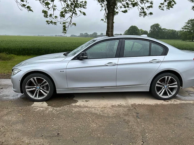 2012 bmw 3-serie 335i high executive personenauto - afbeelding 28 van  32