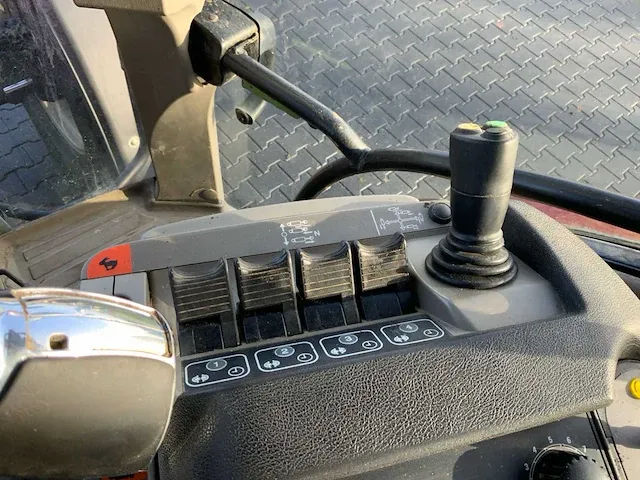 2012 case ih maxxum 125 vierwielaangedreven landbouwtractor - afbeelding 22 van  34