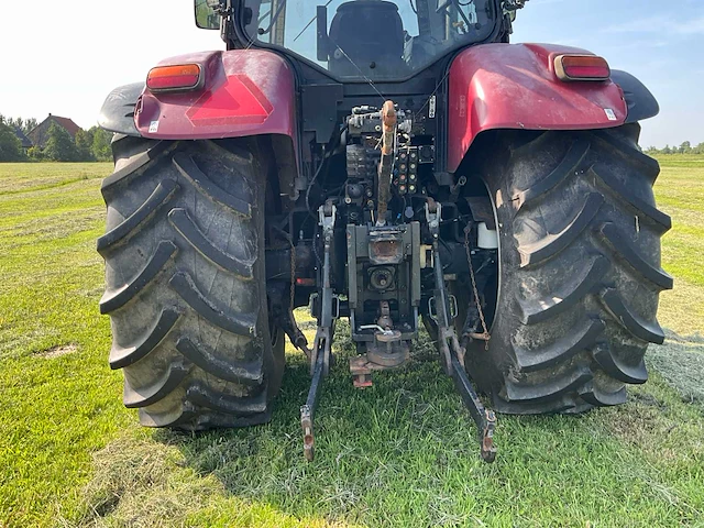 2012 case ih puma 130 cvx vierwielaangedreven landbouwtractor - afbeelding 24 van  47