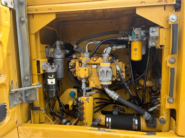 2012 caterpillar 323e l - rupsgraafmachine - afbeelding 9 van  65