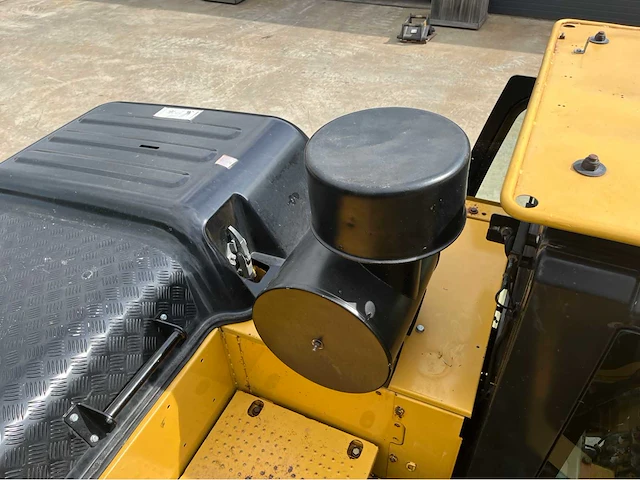 2012 caterpillar 323e l - rupsgraafmachine - afbeelding 17 van  65