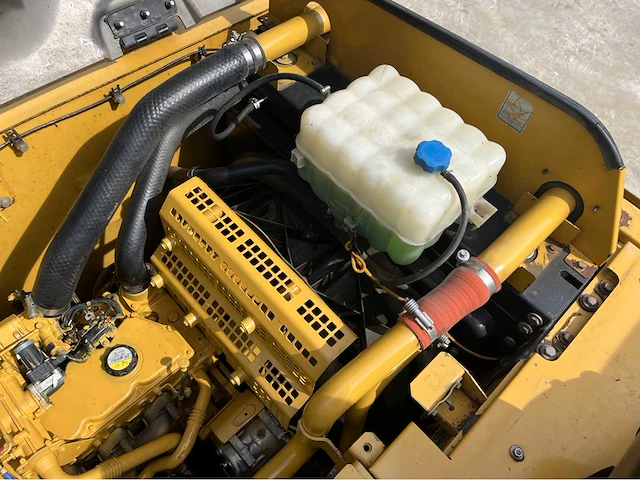 2012 caterpillar 323e l - rupsgraafmachine - afbeelding 24 van  65