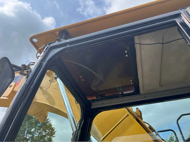 2012 caterpillar 323e l - rupsgraafmachine - afbeelding 40 van  65