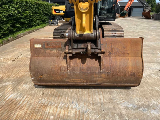 2012 caterpillar 323e l - rupsgraafmachine - afbeelding 47 van  65