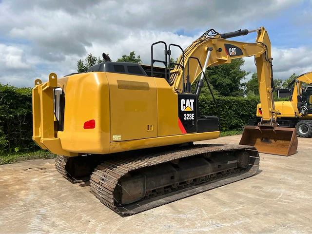 2012 caterpillar 323e l - rupsgraafmachine - afbeelding 45 van  65
