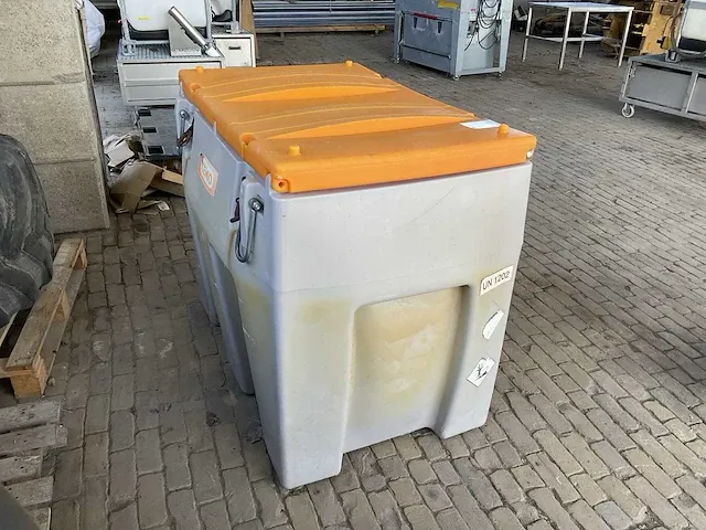2012 cemo mobiele diesel opslagtank - afbeelding 1 van  7