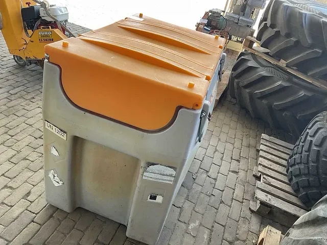 2012 cemo mobiele diesel opslagtank - afbeelding 4 van  7