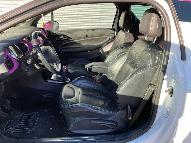 2012 citroen ds3 personenauto - afbeelding 18 van  40
