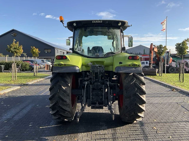 2012 claas arion 520 vierwielaangedreven landbouwtractor - afbeelding 32 van  34