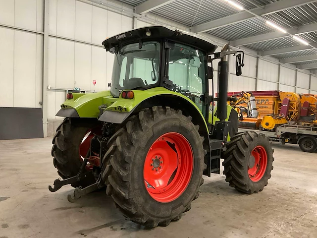 2012 claas arion 520 vierwielaangedreven landbouwtractor - afbeelding 31 van  35