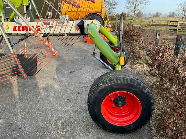 2012 claas liner 2900 grashark - afbeelding 20 van  24