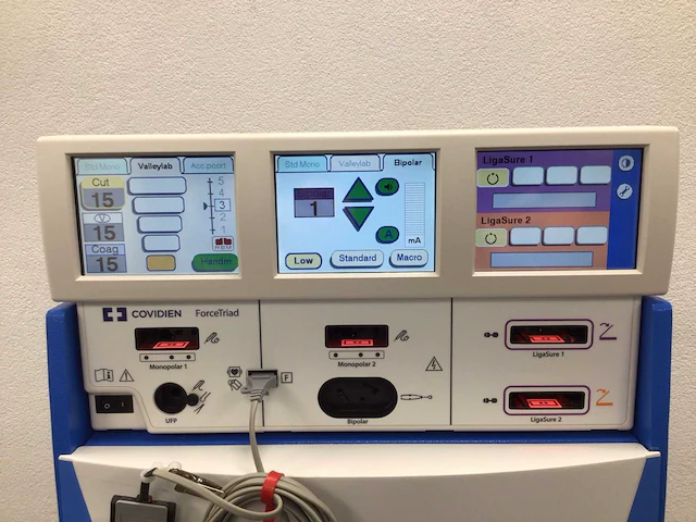 2012 covidien valleylab forcetriad elektrochirurgische unit - afbeelding 3 van  8