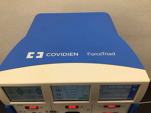 2012 covidien valleylab forcetriad elektrochirurgische unit - afbeelding 4 van  8