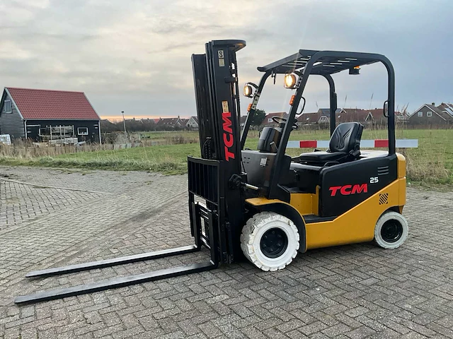 2012 cpd25j vorkheftruck - afbeelding 12 van  19
