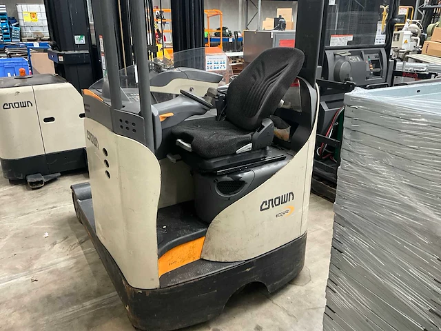 2012 crown esr 5000 reach truck - afbeelding 4 van  25