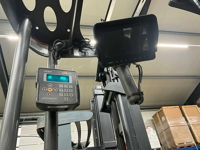 2012 crown esr 5000 reach truck - afbeelding 9 van  25