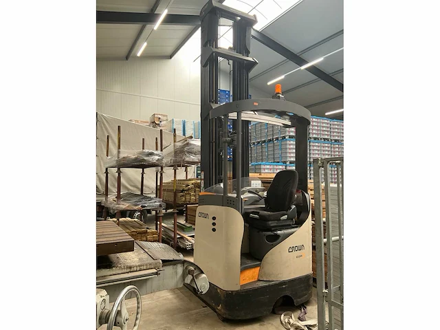 2012 crown esr5000 reach truck - afbeelding 7 van  12