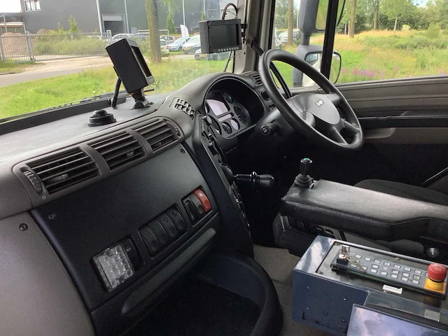 2012 daf cf75 vrachtwagen - afbeelding 13 van  40