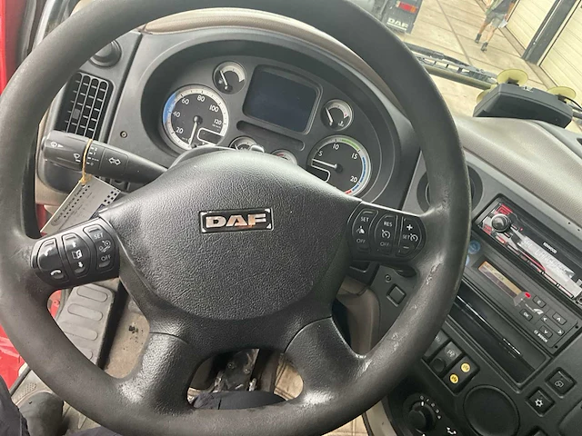 2012 daf ft-xf105.41 opleggertrekker - afbeelding 17 van  29