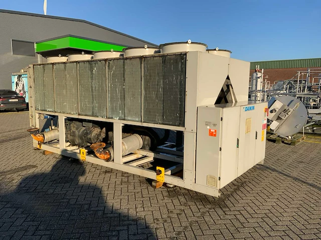 2012 daikin ewad400bzxs001 chiller - afbeelding 2 van  8