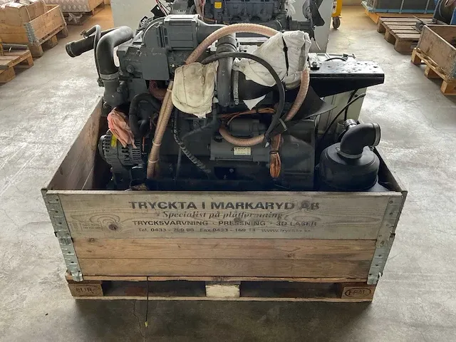 2012 deutz bf4m dieselmotor - afbeelding 2 van  6