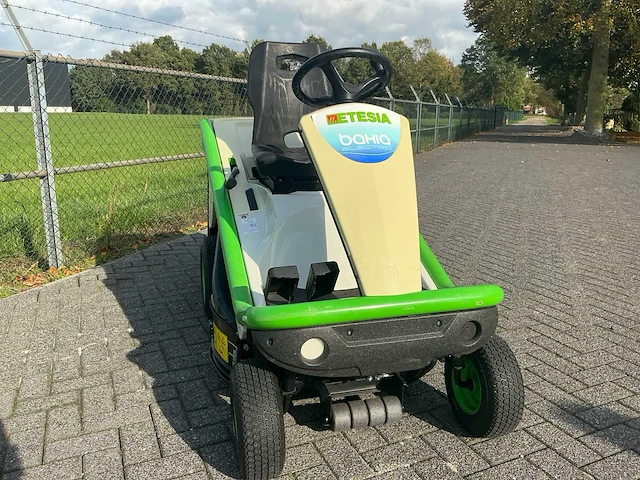 2012 etesia m2e elektrische zitmaaier - afbeelding 8 van  15