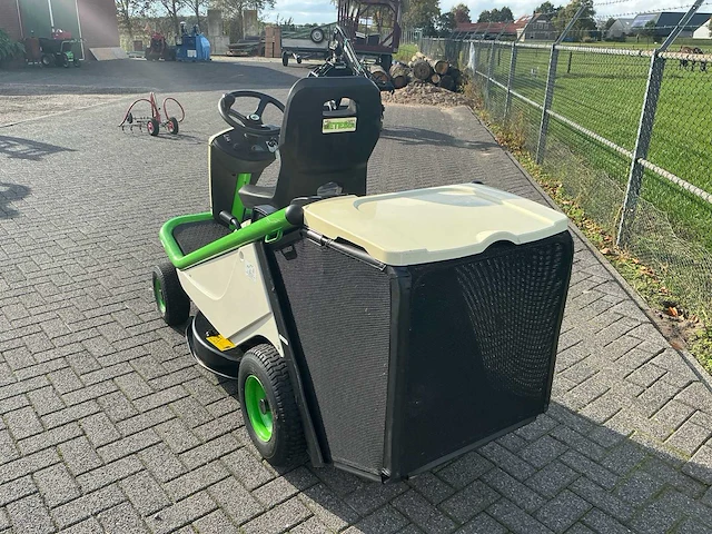 2012 etesia m2e elektrische zitmaaier - afbeelding 10 van  15